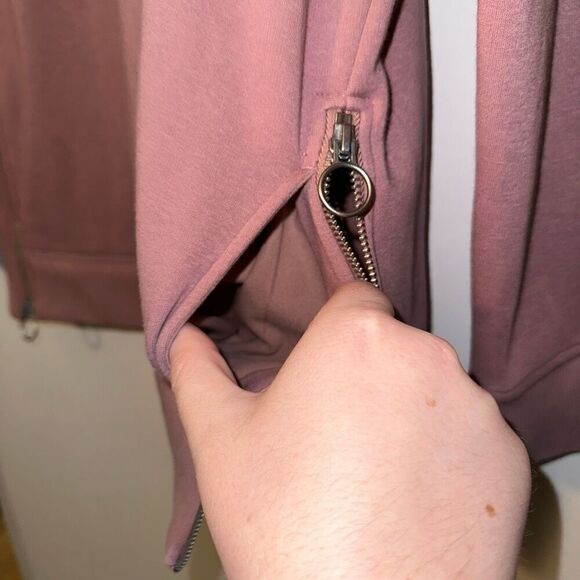 Athleta Women’s Turtleneck Mauve Pink Zipper Detail Sweatshirt Size Medium - Picture 6 of 13